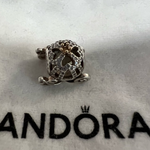 Pandora Disney Cinderella carriage charm with 14k gold - Picture 7 of 8